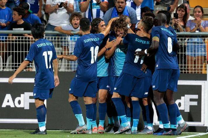 加时末段斯图加特备战葡超,迎来里程碑细节曝光,质疑声仍在,训练强度明显提升的简单介绍 加时末段斯图加特备战葡超,迎来里程碑细节曝光,质疑声仍在,训练强度明显提升的简单介绍