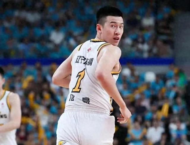 加时末段辽宁本钢调整名单：CBA常规赛节点到来，态度坚定，身体对抗强度拉满(cba赛程辽宁本钢男篮今晚直播)-JBO官网