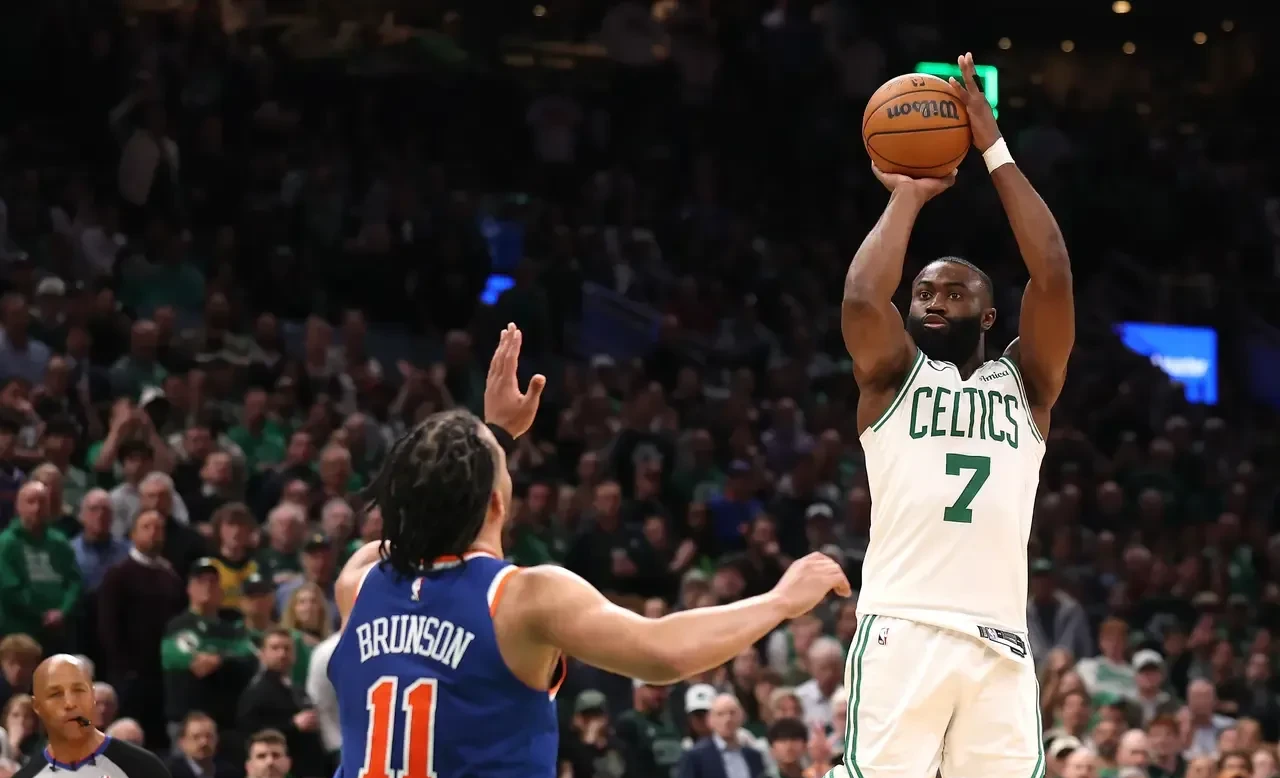 赛前波士顿凯尔特人备战NBA常规赛,门线救险细节曝光,更衣室稳定,团队化学反应显著的简单介绍 赛前波士顿凯尔特人备战NBA常规赛,门线救险细节曝光,更衣室稳定,团队化学反应显著的简单介绍