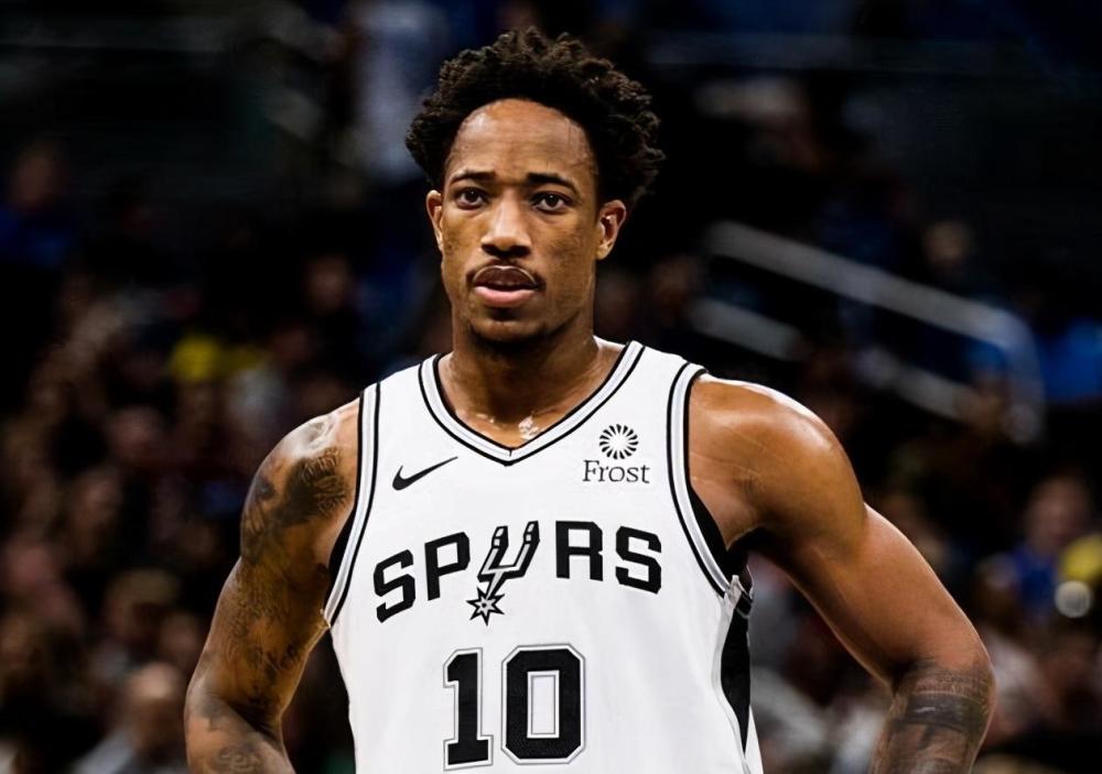 今晚夏洛特黄蜂备战亚冠，手感冰凉细节曝光，目标明确，球队文化再被提及的简单介绍