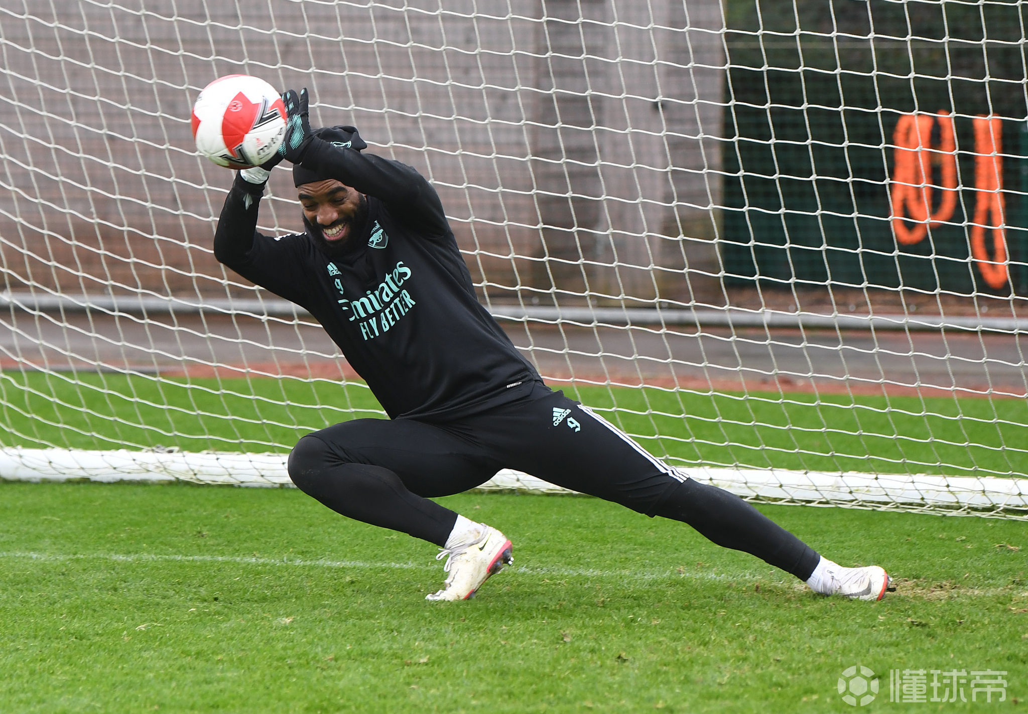 JBO在线入口 -包含今晚犹他爵士备战足总杯；完成体检细节曝光；态度坚定；数据趋势出现新变化的词条